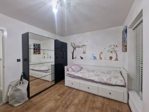 Photo 8- click for photo gallery